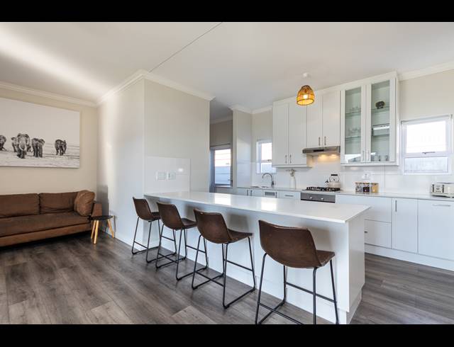 3 BEDROOM FREESTANDING FOR SALE IN SUNNINGDALE